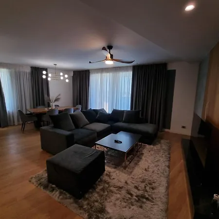 Apartament New Luxury Tourist Aviatiei Tower *