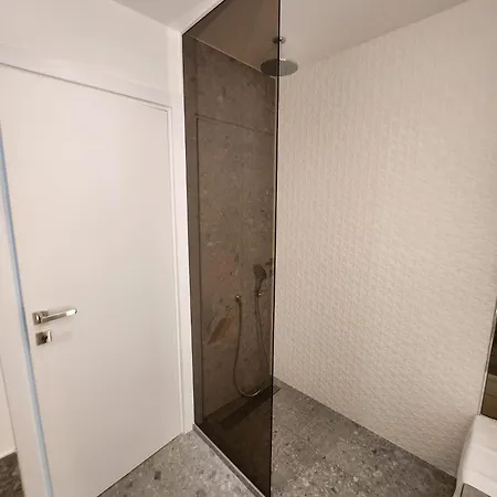 New Luxury Tourist Aviatiei Tower