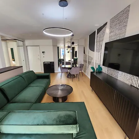 New Luxury Tourist Aviatiei Tower Lägenhet