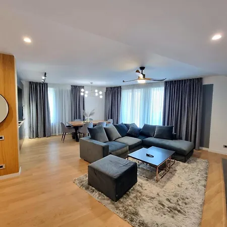 New Luxury Tourist Aviatiei Tower Apartament Bucureşti