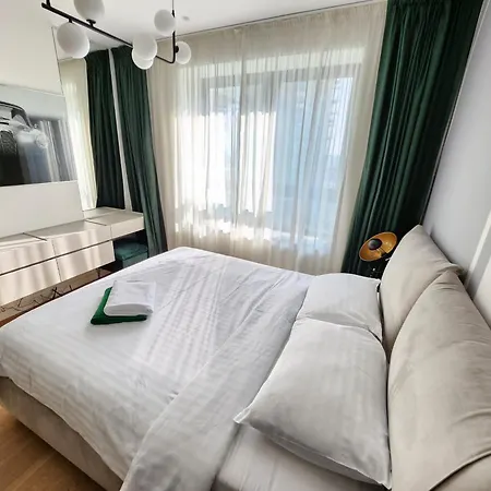 New Luxury Tourist Aviatiei Tower Apartament *