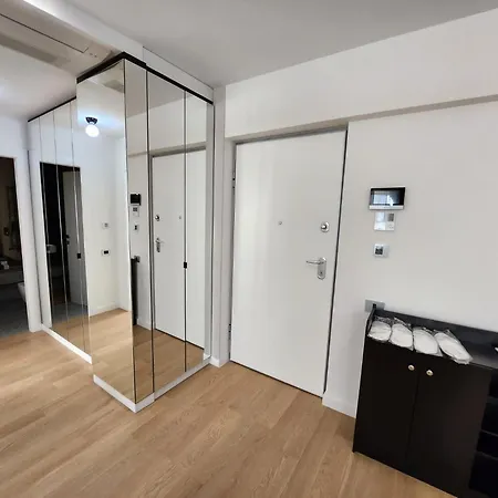 New Luxury Tourist Aviatiei Tower