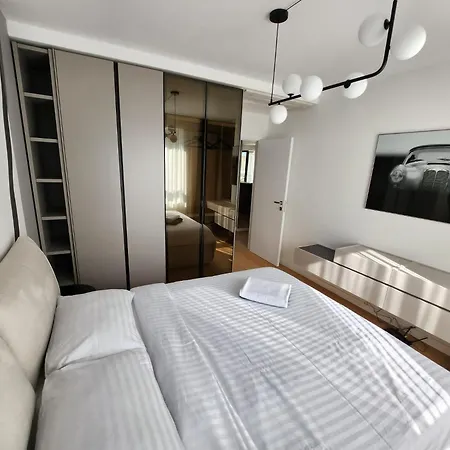 New Luxury Tourist Aviatiei Tower